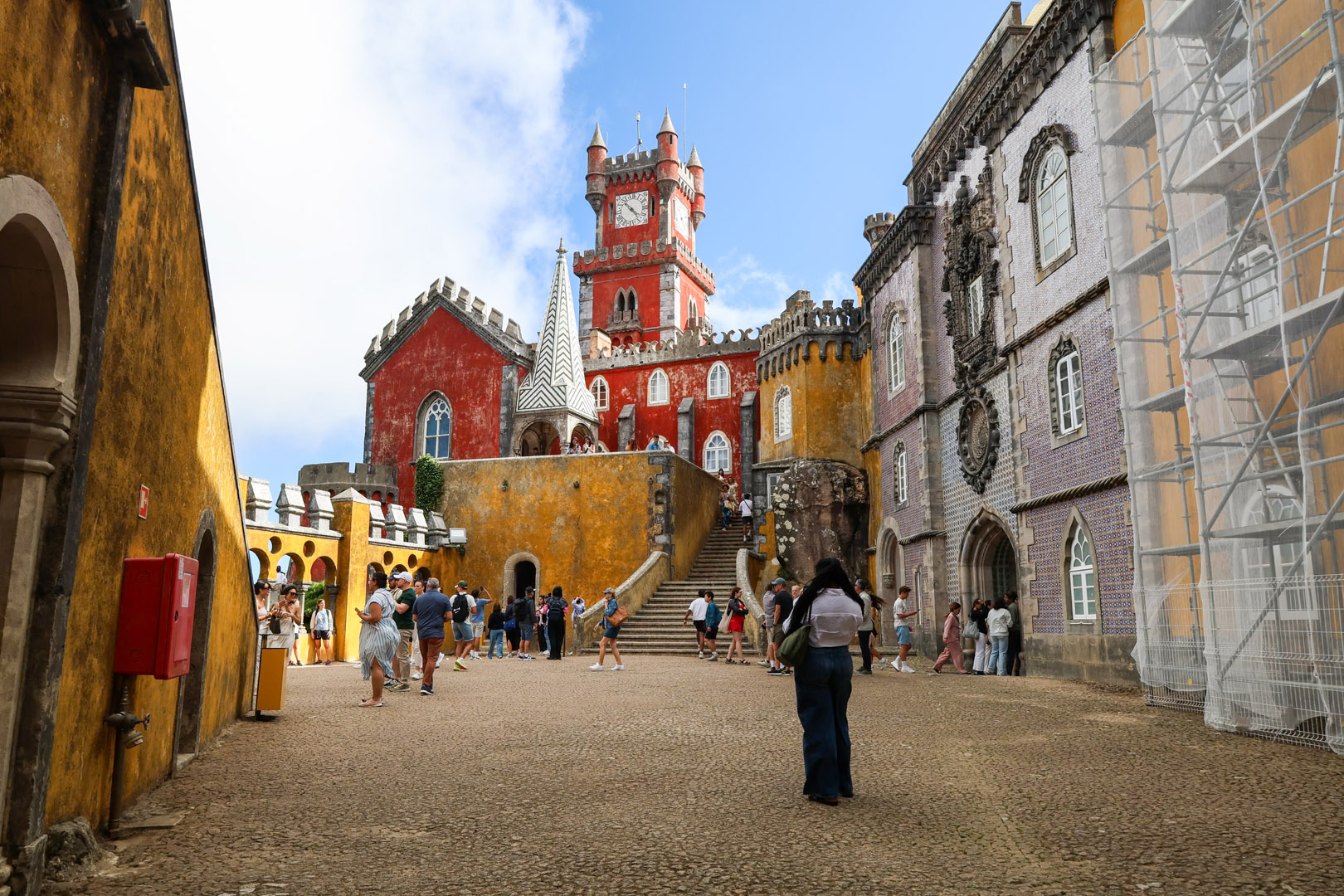 3 Cidades em um Dia: Sintra com Jardins do Palácio da Pena, Nazaré e Fátima